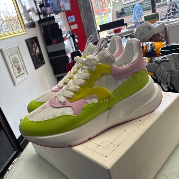 Alexander McQueen Oversized Men's Runner SZ 46 Rare No Size Tag Pre Owned Used - Picture 14 of 16